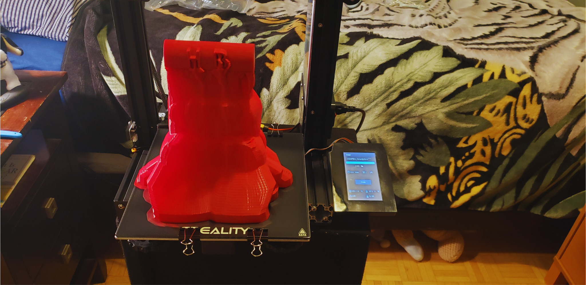 Valentines Headphone Stand 1