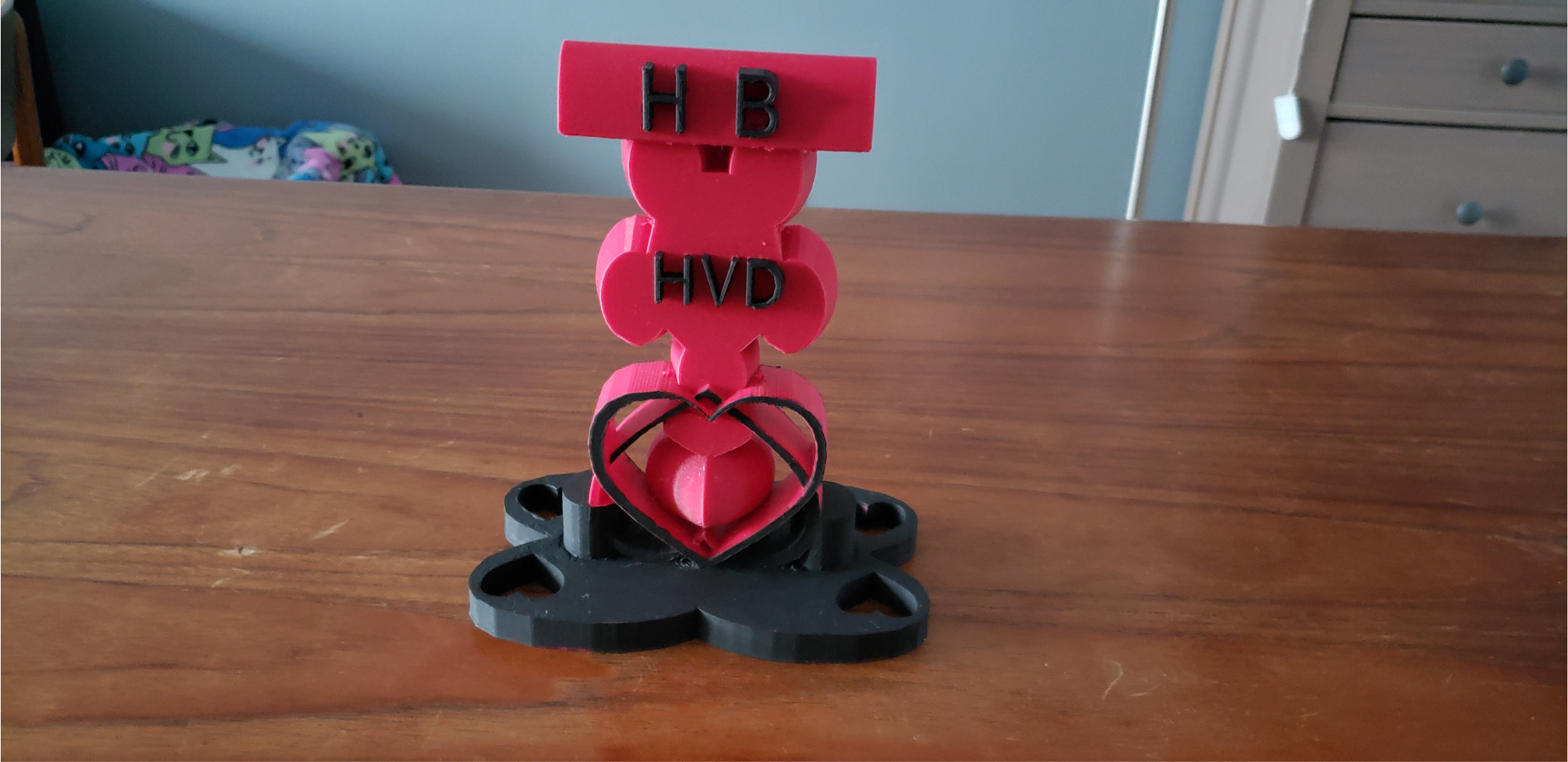 Valentines Headphone Stand 2